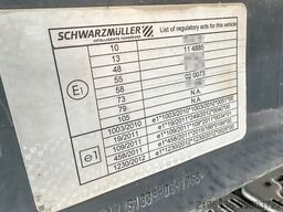 Schwarzmüller 3-Achs Schiebeplanen Sattelauflieger