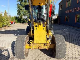 Caterpillar 908M ŁADOWARKA KOŁOWA