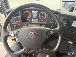Scania P280 Box truck with full side opening and tail lif