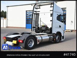 IVECO S-Way, LNG, Gas, 2x Tank, Navi Intarder