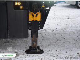 SCHMITZ CARGOBULL SKO FP 45 ThermoKing SLXi 300