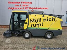 Johnston Bucher Johnston Sweeper CX202 mit EURO 6 Klima