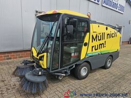 Johnston Bucher Johnston Sweeper CX202 mit EURO 6 Klima