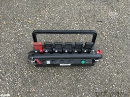 Mercedes-Benz Actros 4141 8x4 manual Hiab 32 Tonmeter laadkra...