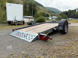 STEMA WOM XT 1.300kg - Absenkanhänger für 2 Motorräder