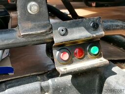 GAZ ELLE 2.6TD/85kw 4X4 KIPPER/6 SITZE/ AHK