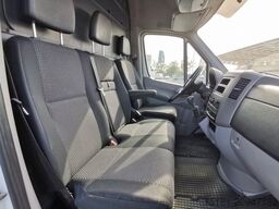 MERCEDES-BENZ Sprinter 211CDI L2H2