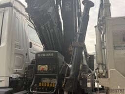 Mercedes-Benz AROCS 3351