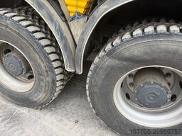 Mercedes-Benz AROCS 3351