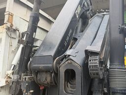 Mercedes-Benz AROCS 3351