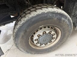 Mercedes-Benz AROCS 3351