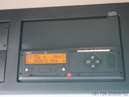 Mercedes-Benz Actros 2542 / NEW tow truck / steered 3r