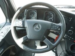 Mercedes-Benz Actros 2542 / NEW tow truck / steered 3r