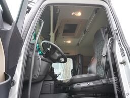 Mercedes-Benz Actros 3563 8x4 / Tipper for grain 20 t