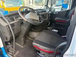 Volvo FH Globetrotter, new ADR/VLG 11/2026, garner De...