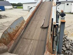 Powerscreen Warrior 1400X screening plant