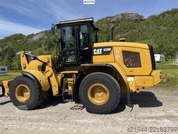 CAT 930 M wheel loader with bucket