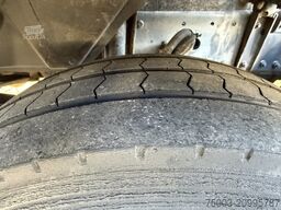 MAN TGL 12.240 Haken