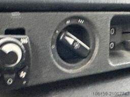 MERCEDES-BENZ 100 D / 9 Sitzer / Diesel