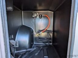 LMC Innovan 600 Markise/140PS/-Paket/Alu