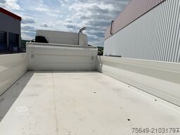  FL 280 4x4 FL 280 4x4 mit 10-13 m/t Kran