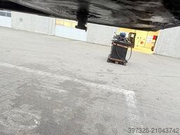 Kel-Berg Asphalt tipper trailer / Asphalt-Kippanhänger /