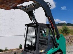 TAKEUCHI TL 130