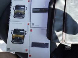 Renault D12 / New galvanized tow truck superstru