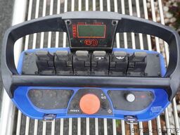 Mercedes-Benz Arocs 2636 6x4 / 2-way tipper / Fassi