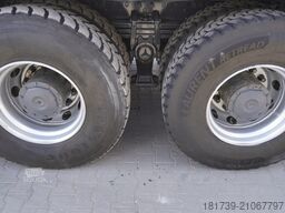 Mercedes-Benz Actros 2641 6×4 E5 / Crane / Dumper