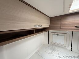  BRAVIA