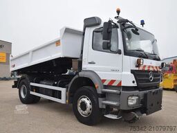 Mercedes-Benz Axor 1833