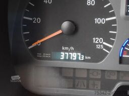 Mercedes-Benz Axor 1833