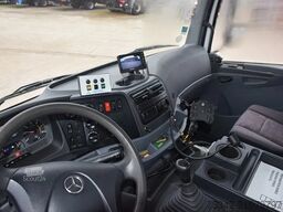 Mercedes-Benz Axor 1833