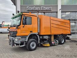 Mercedes-Benz Actros 2032 A 4x4 Bucher STKF 9500 Airport 30x