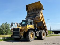 Komatsu HD605-7