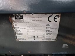 Mercedes-Benz Actros 3241 8X4 Containersysteem/ 20T HMF crane...