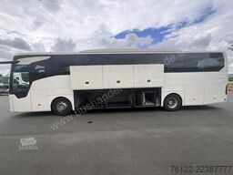 Mercedes-Benz Tourismo 15 RHD