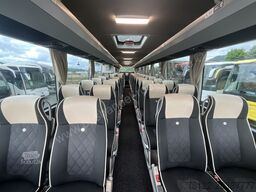 Mercedes-Benz Tourismo 15 RHD