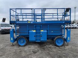 Genie GS4390 - 15,11m, diesel, 4x4