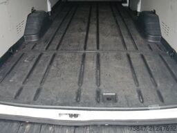 Ford Transit Trend 350 L4H3 Parktronic