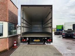 MAN TGM 12.250 BL mit 8.65m Isokoffer und 2T LBW