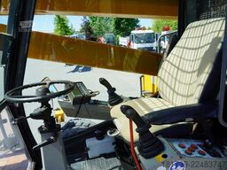 Sennebogen 630 rough terrain crane / 2000 MTH / 30m