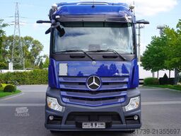 Mercedes-Benz Actros 2546 / Lecapitaine refrigerator