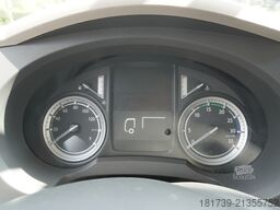 DAF LF 220 / Refrigerator 16 EPAL Multitemp