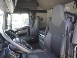 MAN TGX 26.470 / 2022 / Krone Refrigerator 4