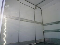 Renault D210 12T / Bitemperature Refrigerator