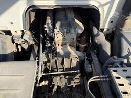 Renault Premium 320 DCI