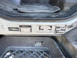 Renault Premium 320 DCI