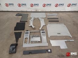 Caterpillar Lot of cabin parts Caterpillar